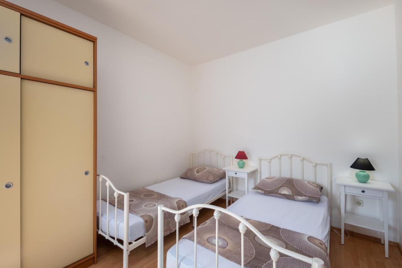 Apartment Sandra Supetarska Draga Ngoại thất bức ảnh