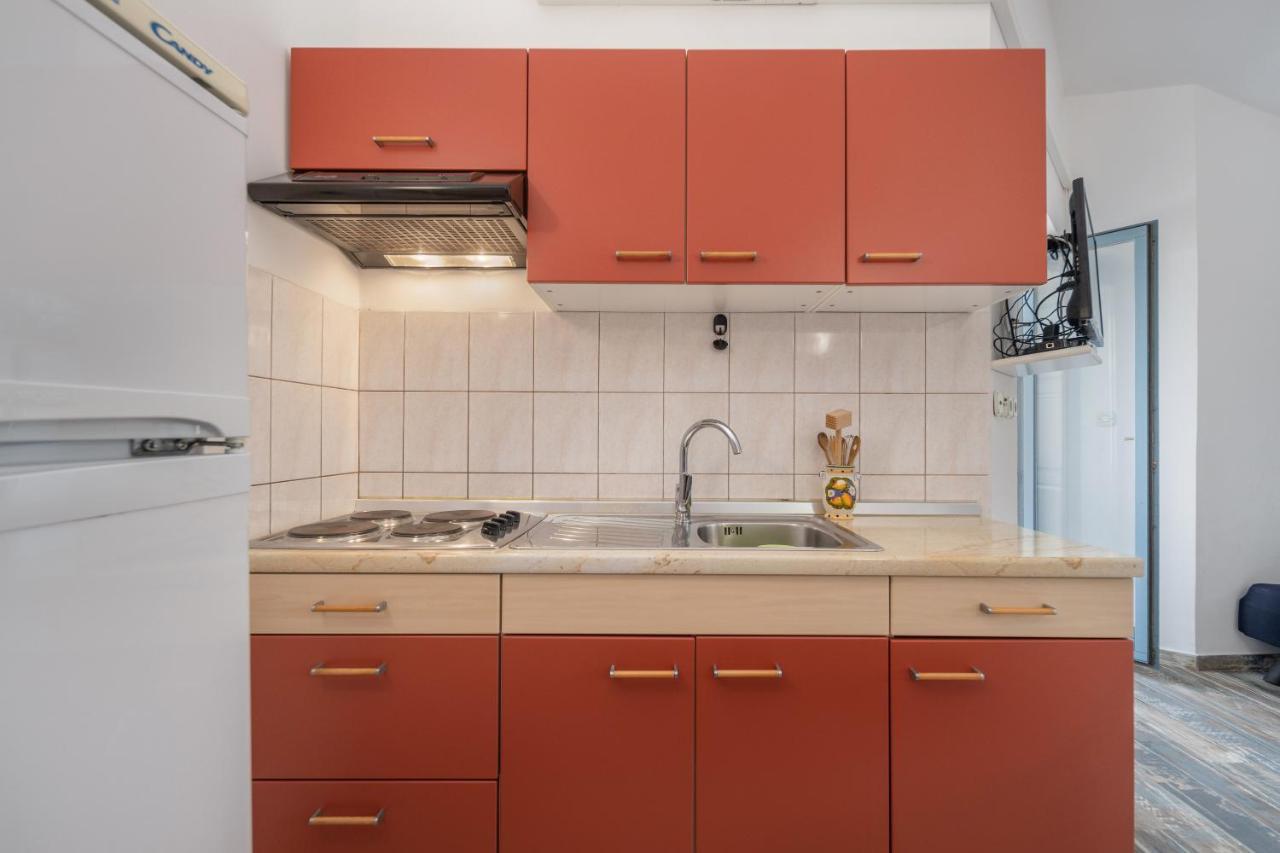 Apartment Sandra Supetarska Draga Ngoại thất bức ảnh